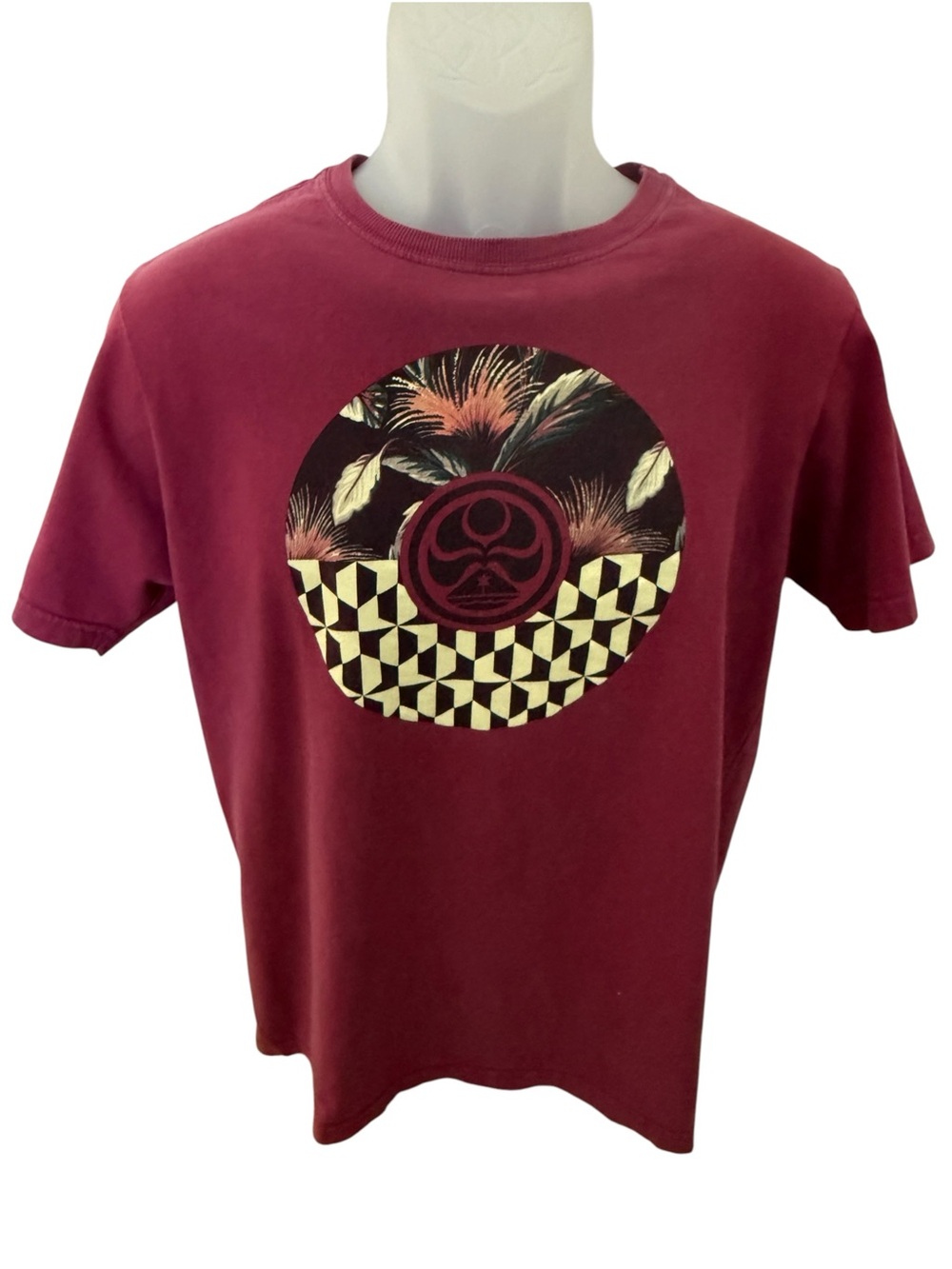 HIC Hawaiian Island Creations Burgundy Surf Tee Shirt Men M Medium?